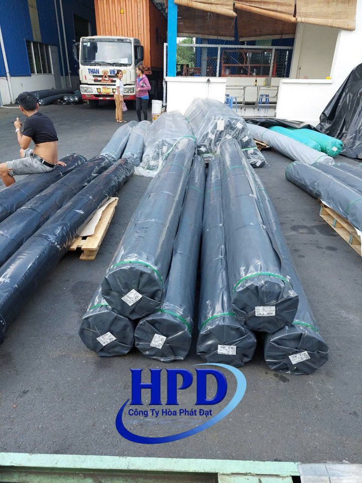 Kho hàng bạt HDPE Hòa Phát Đạt
